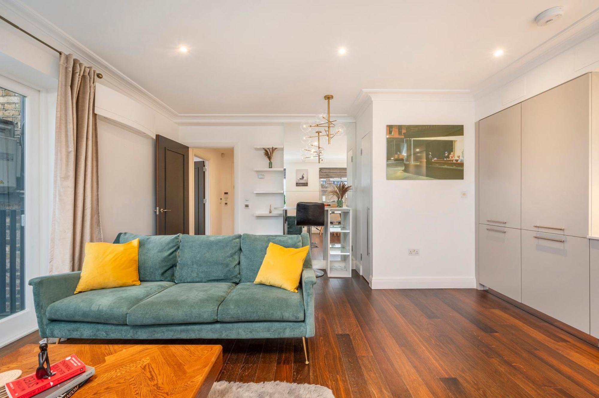 Luxury One Bedroom With Ac, Balcony, Free Coffee Londres